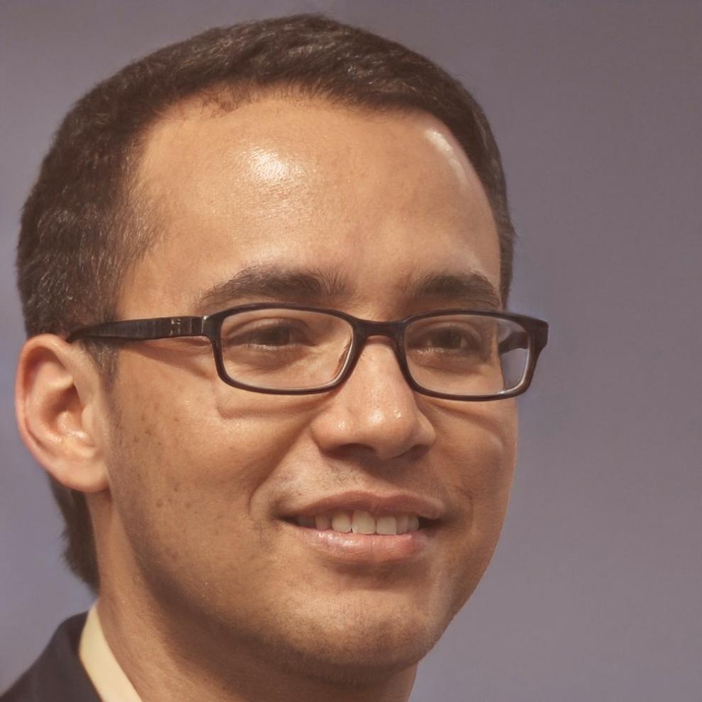 Instructor del programa de organización financiera